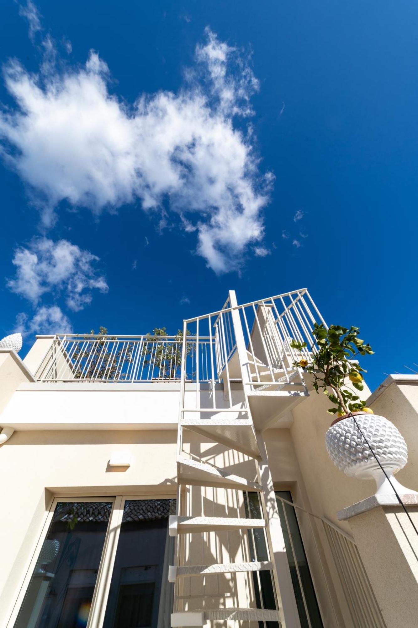 Taoetna Guest House, ตาออร์มินา ภายนอก รูปภาพ