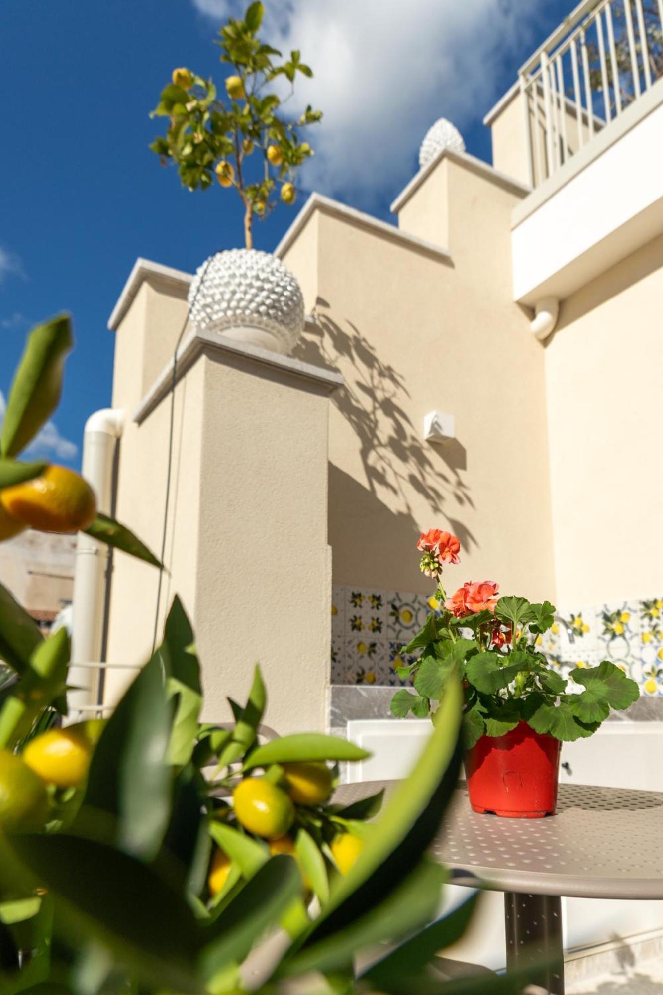 Taoetna Guest House, ตาออร์มินา ภายนอก รูปภาพ