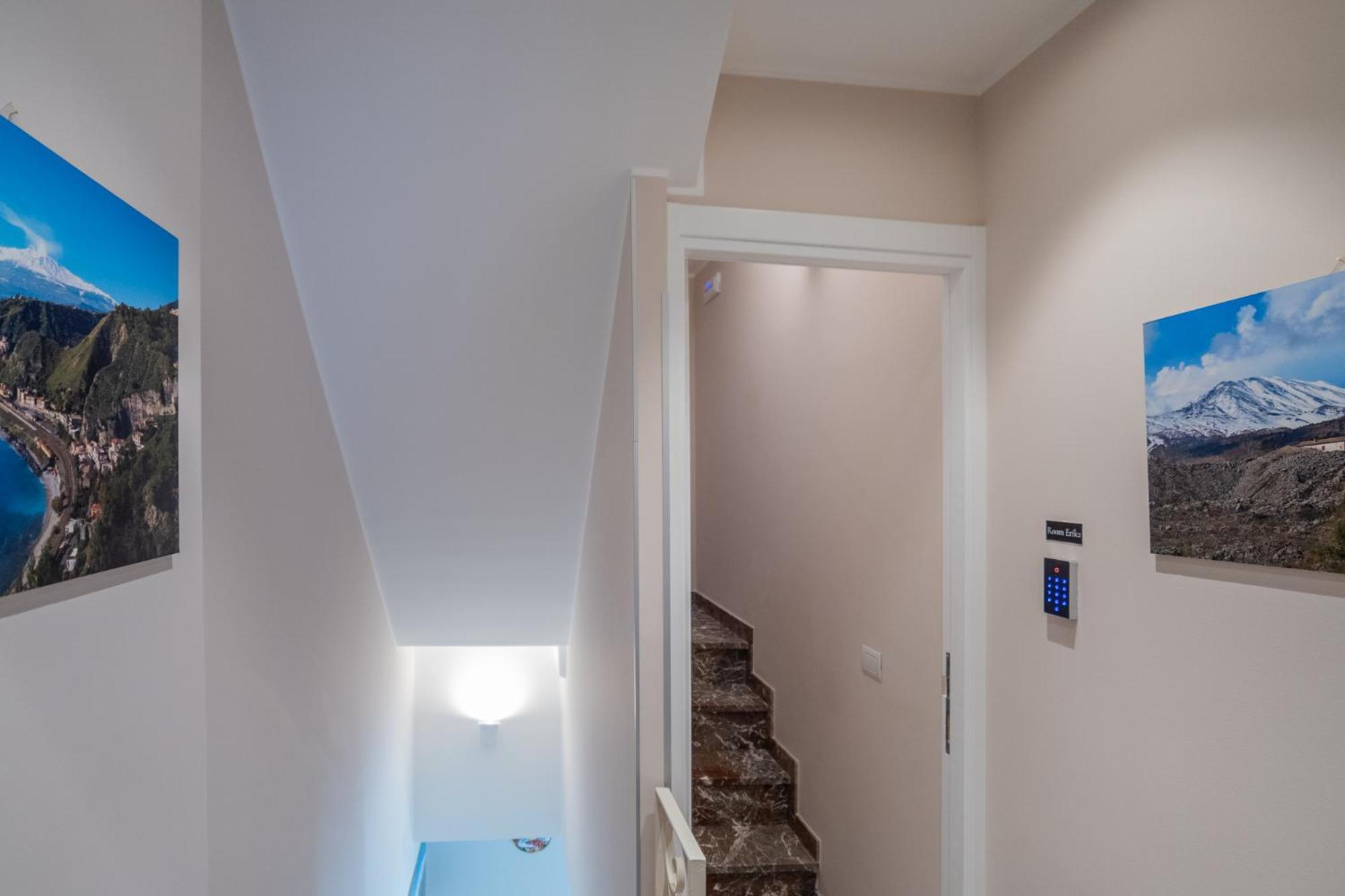 Taoetna Guest House, ตาออร์มินา ภายนอก รูปภาพ